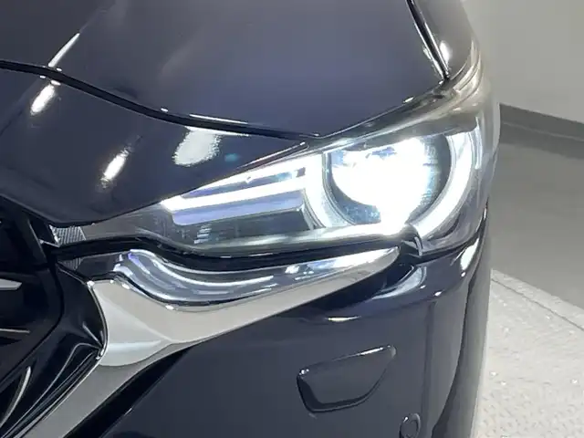 マツダ ＣＸ－８ XD ブラックトーンエディション 愛知県 2022(令4)年 3万km ディープクリスタルブルーマイカ 純正10.25インチナビ/アラウンドビューモニター/レーダークルーズコントロール/シートヒーター/LEDヘッドライト/ワイヤレス充電/ブラインドスポットモニター/ステアリングヒーター/パワーシート/電動リアゲート/フルセグTV/Bluetooth/コーナーセンサー/レーンキープアシスト/オートハイビーム/Carplay/プッシュスタート/USB接続/スマートキー/アイドリングストップ/ミュージックプレイヤー接続/純正アルミホイール/オートライト/ヘッドアップディスプレイ/禁煙車/ディーゼル/ターボ/4WD/特別仕様車/ウィンカーミラー/電動格納ミラー/フォグランプ/Wエアコン/電動パーキングブレーキ/オートブレーキホールド/ステアリングリモコン/速度標識警報/ドライバー・アテンション・アラート