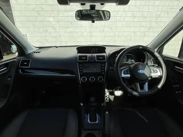 スバル フォレスター S－リミテッド 宮崎県 2016(平28)年 8.7万km クリスタルホワイトP ワンオーナー/純正ナビ「CN-LR710D」/(AM.FM.Bluetooth.DVD.CD)/バックカメラ/ETC/4WD/レーダークルーズコントロール/パドルシフト/パワーバックドア/パワーシート/シートヒーター/オートライト/オートマチックハイビーム/電格ミラー/衝突軽減ブレーキ/レーンキープアシスト/スマートキー/スペアーキー