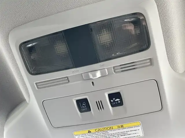 スバル フォレスター S－リミテッド 宮崎県 2016(平28)年 8.7万km クリスタルホワイトP ワンオーナー/純正ナビ「CN-LR710D」/(AM.FM.Bluetooth.DVD.CD)/バックカメラ/ETC/4WD/レーダークルーズコントロール/パドルシフト/パワーバックドア/パワーシート/シートヒーター/オートライト/オートマチックハイビーム/電格ミラー/衝突軽減ブレーキ/レーンキープアシスト/スマートキー/スペアーキー