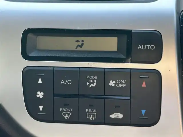 ホンダ Ｎ ＷＧＮ カスタム G Aパッケージ 和歌山県 2015(平27)年 6.6万km スマートブラック 純正ナビ(ワンセグTV/CD/DVD/FM/AM/SD/Bluetooth/USB/MUSIC RACK)/ワンオーナー/バックカメラ/アイドリングストップ/横滑り防止装置/CTBA/クルーズコントロール/ハーフレザーシート/プッシュスタート/ベンチシート/純正アルミホイール/純正フロアマット/純正ドアバイザー/取扱説明書/保証書