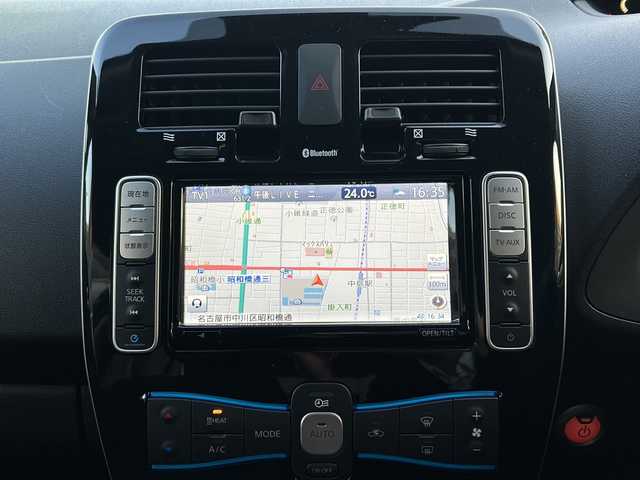 日産 リーフ X サンクスエディション 愛知県 2016(平28)年 1.7万km ブリリアントホワイトパール ワンオーナー/純正ナビ/フルセグTV・Bluetooth・USB・DVD・CD・FM・AM/バックカメラ/ステアリングヒーター/純正スポイラー(フロント・リア)/純正プロテクター(フロント・サイドシル・コーナー)/シートヒーター/充電コネクタロックスイッチ/即充電スイッチ/クルーズコントロール/LEDヘッドライト(オートライト)/フォグランプ/ビルトインETC/スマートキー/プッシュスタート/充電ケーブル車内積み込み/純正フロアマット/純正ドアバイザー/保証書/取扱説明書/ディーラー整備記録簿（H29.R1.R3.R5）/スペアキー