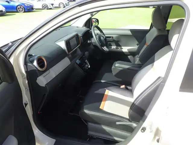 トヨタ パッソ モーダ　チャーム 千葉県 2020(令2)年 1.8万km ブラックマイカメタリック/パウダリーベージュメタリック 2トーン 165/65R14/スマートアシストIII/エコアイドル/純正SDナビ/地デジTV/【DVD/CD再生機能　Bluetooth接続】/パノラマモニター/ドライブレコーダー/ステアリングスイッチ/ETC/LEDヘッドライト/ウインカーミラー/コーナーセンサー/キーフリーシステム