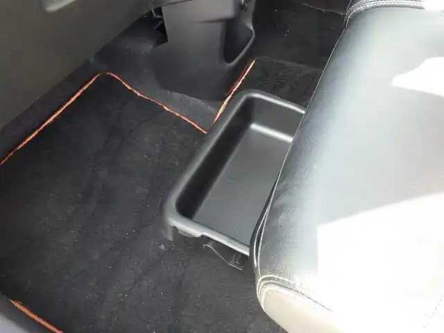 トヨタ パッソ モーダ　チャーム 千葉県 2020(令2)年 1.8万km ブラックマイカメタリック/パウダリーベージュメタリック 2トーン 165/65R14/スマートアシストIII/エコアイドル/純正SDナビ/地デジTV/【DVD/CD再生機能　Bluetooth接続】/パノラマモニター/ドライブレコーダー/ステアリングスイッチ/ETC/LEDヘッドライト/ウインカーミラー/コーナーセンサー/キーフリーシステム