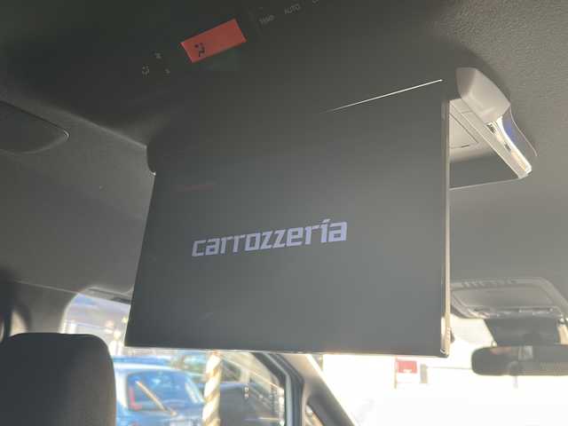 トヨタ ヴォクシー ZS 煌Ⅱ 埼玉県 2020(令2)年 5.9万km ホワイトパールクリスタルシャイン 社外ナビ (Panasonic)/(AM/FM/SD/iPod/USB/Bluetooth/ブルーレイ/HDMI)/バックカメラ /ETC /ドラレコ/ワンオーナー　/両側パワースライドドア　/スマートキー　/スペアキー1本 /イモビライザー　/フリップダウンモニター　(pioneer TUM-FW1300)/ステアリングスイッチ　/クルコン　/レーンキープアシスト　/プリクラッシュセーフティー/純正フロア/プッシュスタート/アイドリングストップ/LEDライト/電格ミラー/TRC/サンシェード/オートライト/オートハイビーム/3列シート/純正AW16インチ/ABS/サンシェード/保証書/取扱説明書