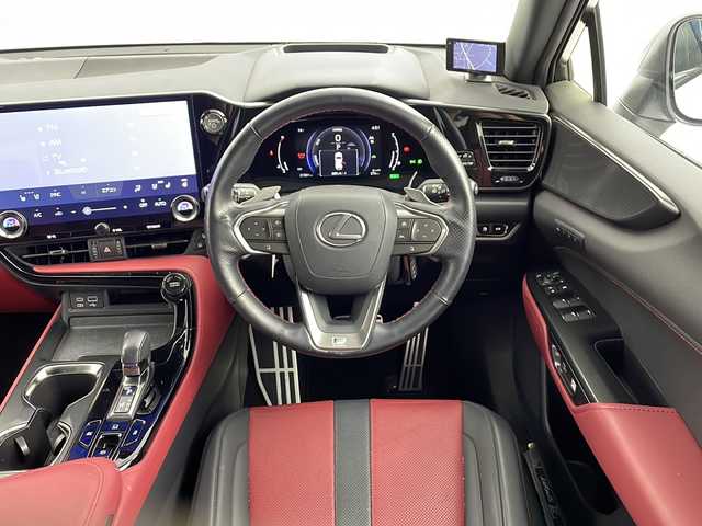 レクサス ＮＸ 350h Fスポーツ 愛知県 2022(令4)年 2.2万km ホワイトノーヴァガラスフレーク ワンオーナー/純正14インチナビ/【Bluetooth/フルセグTV/USB/Apple Carplay】/パノラマルーフ/三眼LEDヘッドライト/パノラミックビューモニター/衝突被害軽減ブレーキ/コーナーセンサー/ブラインドスポットモニター/レーンアシスト/レーダークルーズコントロール/ヘッドアップディスプレイ/パーキングアシスト/パドルシフト/ステアリングヒーター/本革シート/ポジションメモリーシート/パワーシート/ベンチレーション（D/N）/シートヒーター（D/N）/電動リアゲート/デジタルインナーミラー/前後ドライブレコーダー/ETC2.0/プッシュスタート/スマートキー/カードキー/スペアキー/オートマチックハイビーム/電動格納ミラー/純正20インチアルミホイール/ルーフレール/プロジェクションカーテシイルミ