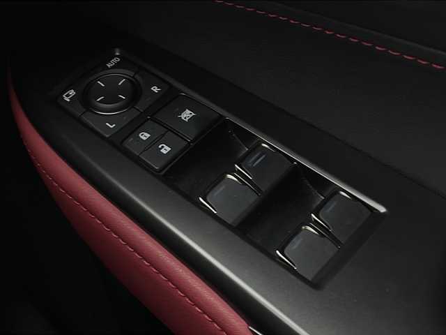 レクサス ＮＸ 350h Fスポーツ 愛知県 2022(令4)年 2.2万km ホワイトノーヴァガラスフレーク ワンオーナー/純正14インチナビ/【Bluetooth/フルセグTV/USB/Apple Carplay】/パノラマルーフ/三眼LEDヘッドライト/パノラミックビューモニター/衝突被害軽減ブレーキ/コーナーセンサー/ブラインドスポットモニター/レーンアシスト/レーダークルーズコントロール/ヘッドアップディスプレイ/パーキングアシスト/パドルシフト/ステアリングヒーター/本革シート/ポジションメモリーシート/パワーシート/ベンチレーション（D/N）/シートヒーター（D/N）/電動リアゲート/デジタルインナーミラー/前後ドライブレコーダー/ETC2.0/プッシュスタート/スマートキー/カードキー/スペアキー/オートマチックハイビーム/電動格納ミラー/純正20インチアルミホイール/ルーフレール/プロジェクションカーテシイルミ