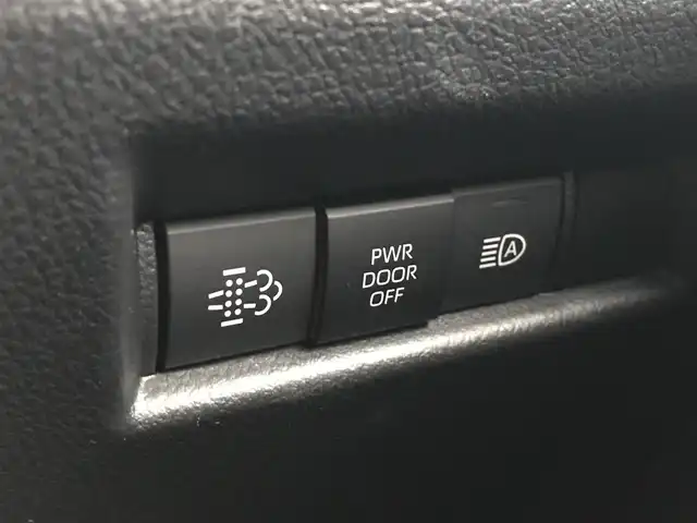 トヨタ グランエース G 富山県 2020(令2)年 2.2万km グレーメタリック 純正8型ディスプレイオーディオ/フルセグTV/両側パワースライドドア/パノラミックビューモニター/ドライブレコーダー/純正12型後席ディスプレイ/レーダークルーズコントロール/クリアランスソナー/セーフティセンス/・衝突被害軽減ブレーキ/・車線逸脱防止支援/・オートマチックハイビーム/・標識認識/ブラインドスポットモニター/デジタルインナーミラー/LEDヘッドランプ/デュアルオートエアコン/木目調/革巻きコンビステアリング/純正OPブラック革シート/前席パワーシート/シートヒーター/2列目エグゼクティブパワーシート/2列目パワーリクライニング/オットマン/2列目シートヒーター/3列目リラックスキャプテンシート/純正17インチアルミホイール/スマートキー/プッシュエンジンスタート/禁煙車