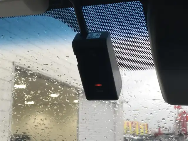 トヨタ グランエース G 富山県 2020(令2)年 2.2万km グレーメタリック 純正8型ディスプレイオーディオ/フルセグTV/両側パワースライドドア/パノラミックビューモニター/ドライブレコーダー/純正12型後席ディスプレイ/レーダークルーズコントロール/クリアランスソナー/セーフティセンス/・衝突被害軽減ブレーキ/・車線逸脱防止支援/・オートマチックハイビーム/・標識認識/ブラインドスポットモニター/デジタルインナーミラー/LEDヘッドランプ/デュアルオートエアコン/木目調/革巻きコンビステアリング/純正OPブラック革シート/前席パワーシート/シートヒーター/2列目エグゼクティブパワーシート/2列目パワーリクライニング/オットマン/2列目シートヒーター/3列目リラックスキャプテンシート/純正17インチアルミホイール/スマートキー/プッシュエンジンスタート/禁煙車