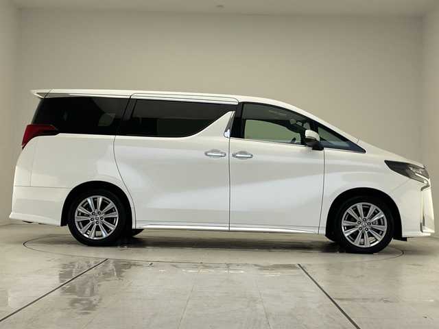 トヨタ アルファード S タイプゴールド 愛知県 2020(令2)年 4.9万km ホワイトパールクリスタルシャイン トヨタセーフティセンス/純正9型ディスプレイオーディオナビ/フリップダウンモニター/両側パワースライドドア/レーダークルーズコントロール/バックカメラ/電動リアゲート/コーナーセンサー/純正アルミホイール/ブラインドスポットモニター/LEDヘッドライト/インテリジェントミラー/リアオートエアコン/オートマチックハイビーム/ドライブレコーダー/ETC/衝突軽減システム/フルセグ/CD DVD/Bluetooth/ステアリングスイッチ/スマートキー/プッシュスタート