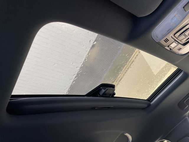 トヨタ アルファード S タイプゴールド 愛知県 2020(令2)年 4.9万km ホワイトパールクリスタルシャイン トヨタセーフティセンス/純正9型ディスプレイオーディオナビ/フリップダウンモニター/両側パワースライドドア/レーダークルーズコントロール/バックカメラ/電動リアゲート/コーナーセンサー/純正アルミホイール/ブラインドスポットモニター/LEDヘッドライト/インテリジェントミラー/リアオートエアコン/オートマチックハイビーム/ドライブレコーダー/ETC/衝突軽減システム/フルセグ/CD DVD/Bluetooth/ステアリングスイッチ/スマートキー/プッシュスタート