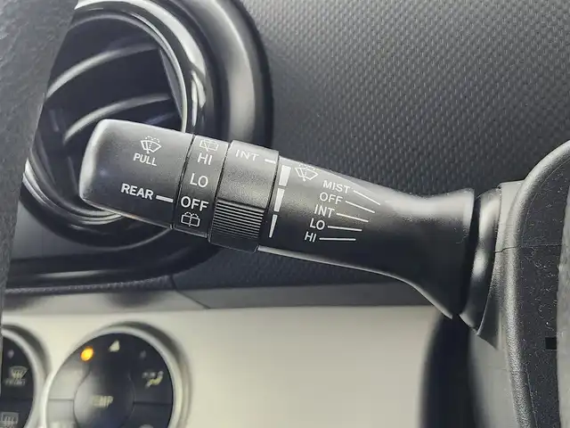 トヨタ カローラ ルミオン 1．5G 愛知県 2009(平21)年 12.7万km ブラックマイカ ・ワンオーナー/・純正CD AM FMオーディオ/・ヘッドライトレベライザー/・シートリフター/・ウィンカーミラー/・純正フロアマット/・純正ドアバイザー/・ツイータ/・オートエアコン/・保証書/・取扱説明書/・電動格納ミラー