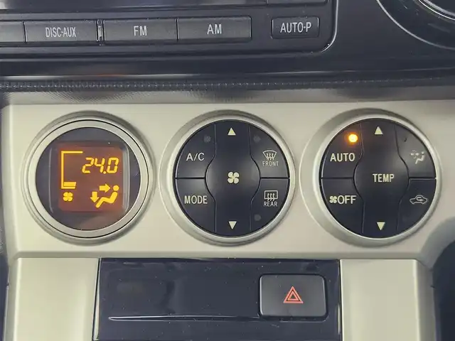 トヨタ カローラ ルミオン 1．5G 愛知県 2009(平21)年 12.7万km ブラックマイカ ・ワンオーナー/・純正CD AM FMオーディオ/・ヘッドライトレベライザー/・シートリフター/・ウィンカーミラー/・純正フロアマット/・純正ドアバイザー/・ツイータ/・オートエアコン/・保証書/・取扱説明書/・電動格納ミラー