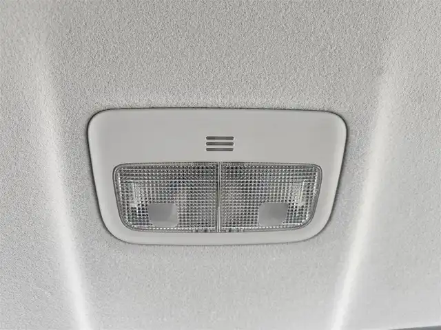 トヨタ カローラ ルミオン 1．5G 愛知県 2009(平21)年 12.7万km ブラックマイカ ・ワンオーナー/・純正CD AM FMオーディオ/・ヘッドライトレベライザー/・シートリフター/・ウィンカーミラー/・純正フロアマット/・純正ドアバイザー/・ツイータ/・オートエアコン/・保証書/・取扱説明書/・電動格納ミラー