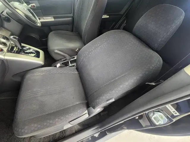 トヨタ カローラ ルミオン 1．5G 愛知県 2009(平21)年 12.7万km ブラックマイカ ・ワンオーナー/・純正CD AM FMオーディオ/・ヘッドライトレベライザー/・シートリフター/・ウィンカーミラー/・純正フロアマット/・純正ドアバイザー/・ツイータ/・オートエアコン/・保証書/・取扱説明書/・電動格納ミラー