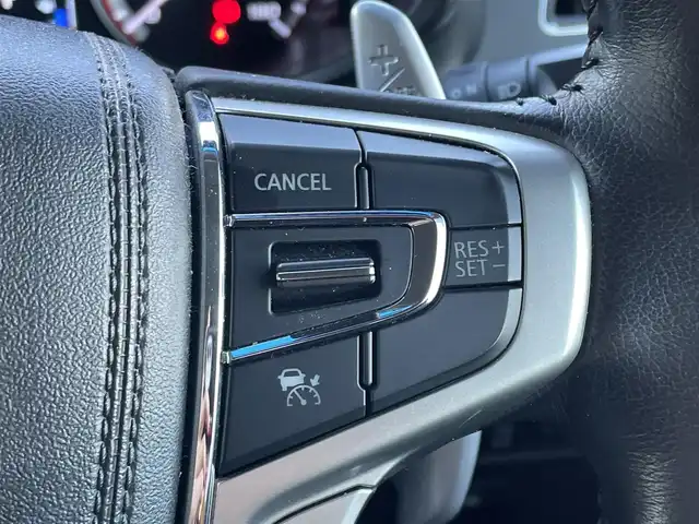 三菱 デリカＤ：５ 東京都 2023(令5)年 1.9万km グレー ワンオーナー　/電動オートステップ　/両側パワースライドドア /LEDヘッドライト /パワーテールゲート /D席パワーシート /前席シートヒーター /ステアリングヒーター　/プッシュエンジンスタート /スマートキー