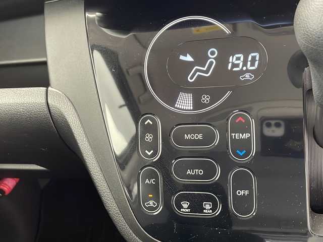 日産 デイズ ルークス X Vセレクション 千葉県 2018(平30)年 5.9万km スターリングシルバーM 純正ナビ(MJ118D-W)/フルセグTV/Bluetooth/CD/SD/AUX/スペアキー(1本)/全方位カメラ/前方ドライブレコーダー(DJ4-S)/両側パワースライドドア/純正14インチアルミホイール/純正フロアマット/ETC/衝突被害軽減システム/横滑り防止装置/ステアリングスイッチ/サンシェード/ドアバイザー/ヘッドライトレベライザー/電動格納ミラー/エアバッグ(W＋サイド)/プッシュスタート