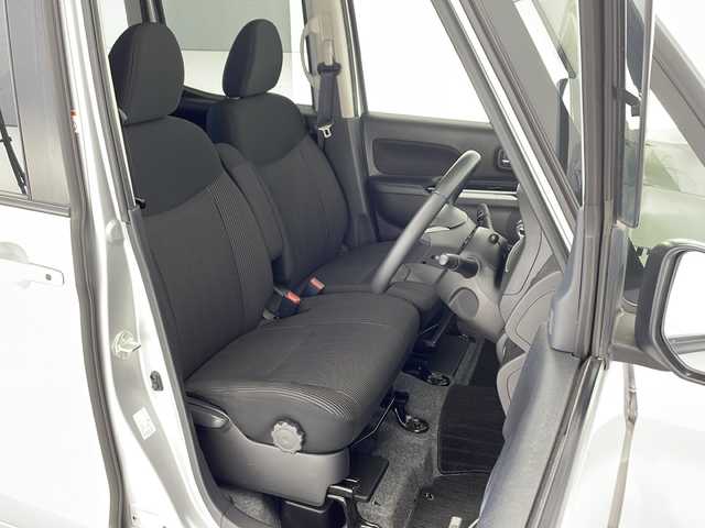 日産 デイズ ルークス X Vセレクション 千葉県 2018(平30)年 5.9万km スターリングシルバーM 純正ナビ(MJ118D-W)/フルセグTV/Bluetooth/CD/SD/AUX/スペアキー(1本)/全方位カメラ/前方ドライブレコーダー(DJ4-S)/両側パワースライドドア/純正14インチアルミホイール/純正フロアマット/ETC/衝突被害軽減システム/横滑り防止装置/ステアリングスイッチ/サンシェード/ドアバイザー/ヘッドライトレベライザー/電動格納ミラー/エアバッグ(W＋サイド)/プッシュスタート