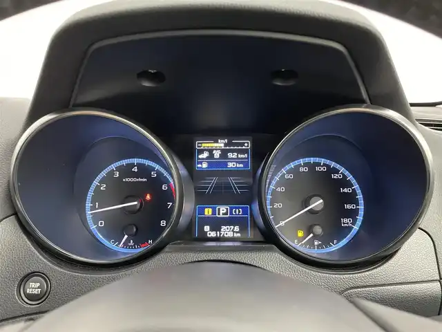 スバル レガシィ Ｂ４ リミテッド 道央・札幌 2014(平26)年 6.2万km アイスシルバーメタリック ・４WD/・STiフロントスポイラー/・純正８インチナビ/　CD/DVD/SD/BT/フルセグ/・バックカメラ/・前後ドライブレコーダー/・アイサイト/・SI-DRIVE/・衝突軽減ブレーキ/・レーダークルーズコントロール/・レーンキープアシスト/・コーナーセンサー/・レザーシート/・パワーシート/・前席シートヒーター/・LEDアクセサリーライナー/・キセノンライト/・フォグライト/・プッシュスタート/・スマートキー/・純正フロアマット/・ドアバイザー