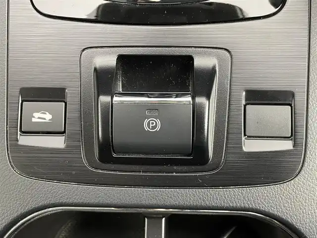 スバル レガシィ Ｂ４ リミテッド 道央・札幌 2014(平26)年 6.2万km アイスシルバーメタリック ・４WD/・STiフロントスポイラー/・純正８インチナビ/　CD/DVD/SD/BT/フルセグ/・バックカメラ/・前後ドライブレコーダー/・アイサイト/・SI-DRIVE/・衝突軽減ブレーキ/・レーダークルーズコントロール/・レーンキープアシスト/・コーナーセンサー/・レザーシート/・パワーシート/・前席シートヒーター/・LEDアクセサリーライナー/・キセノンライト/・フォグライト/・プッシュスタート/・スマートキー/・純正フロアマット/・ドアバイザー