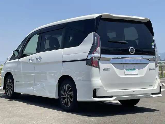 日産 セレナ e－パワー HWS V アーバンクロム 佐賀県 2022(令4)年 4.5万km ブリリアントホワイトパール 純正10インチナビ/・フルセグTV/CD/DVD/USB/HDMI/インテリジェントルームミラー/アラウンドビューモニター/両側パワースライドドア/前方ドライブレコーダー/ビルトインETC/電子パーキングブレーキ/AUTO HOLD機能/後席用サイドサンシェード/革巻きステアリング/ステアリングリモコン/ウィンカーミラー/純正LEDヘッドライト/純正LEDフォグライト/純正1６インチアルミ/純正ドアバイザ―/プロパイロット/・ビーグルダイナミクスコントロール/・インテリジェントクルーズコントロール/・レーンディパーチャーワーニング/・ブラインドスポットワーニング/・エマージェンシーブレーキ/・クリアランスソナー/・標識認識機能/新車時保証書