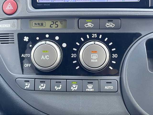 トヨタ シエンタ DICE リミテッド 青森県 2013(平25)年 12.5万km ブラックマイカ 4WD/純正SDナビ・フルセグTV/CD・DVD・Bluetooth/バックカメラ/片側パワースライドドア/ETC/HIDヘッドライト/フォグライト/ウインカーミラー/社外14インチアルミスタッドレス/純正ホイル付夏タイヤ有り/スペアキー/保証書・取説書