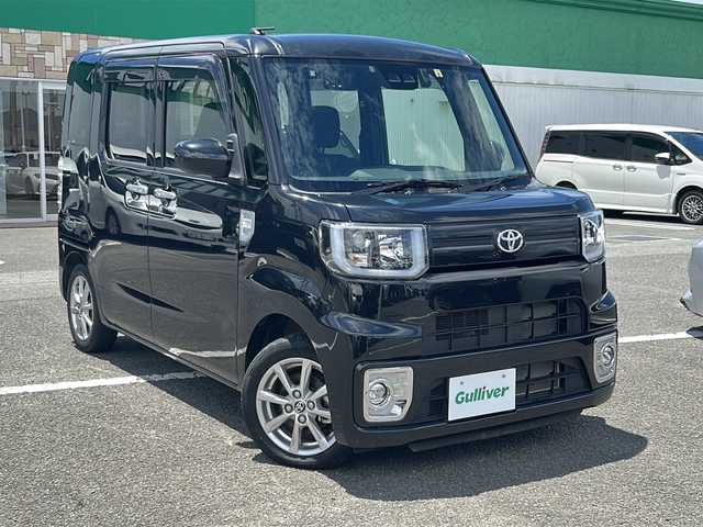 トヨタ ピクシスメガ L SAⅢ 徳島県 2022(令4)年 2.5万km ブラックマイカメタリック 純正ナビ　NSZT-W68T/(AM.FM.CD.DVD.フルセグ.BT)/両側パワースライドドア/前方ドライブレコーダー/ＥＴＣ/ＬＥＤヘッドライト/スマートアシストIII/・衝突回避・軽減ブレーキ/・オートハイビーム/・誤発進抑制機能/・車線逸脱警報/・先行車発進お知らせ機能/純正アルミホイール/オートエアコン/スマートキー/アイドリングストップ