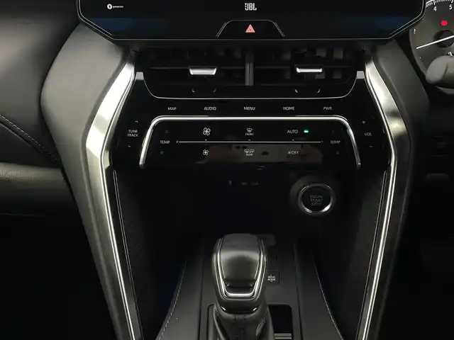 トヨタ ハリアー Z 新潟県 2020(令2)年 3.7万km ブラック ワンオーナー/衝突被害軽減システム/レーンキープアシスト/ブラインドスポットモニター/デジタルインナーミラー/JBLサウンド/純正ナビ/　（フルセグTV/BT/AUX/USB/AM/FM）/バックカメラ/パワーバックドア/レーダークルーズコントロール/LEDオートライト/ハーフレザーシート/パワーシート/純正19インチアルミホイール/ステアリングスイッチ/USBポート/ETC2.0
