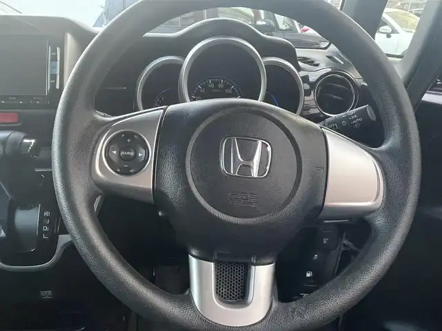 ホンダ Ｎ ＢＯＸ カスタム G Lパッケージ 兵庫県 2015(平27)年 6.1万km プレミアムベルベットパープル・パール (株)IDOMが運営する【じしゃロン西宮店】の自社ローン専用車両になります。こちらは現金またはオートローンご利用時の価格です。自社ローンご希望の方は別途その旨お申付け下さい/＊フルセグテレビ/＊純正ナビ/＊片側パワースライドドア/＊ETC/＊バックカメラ