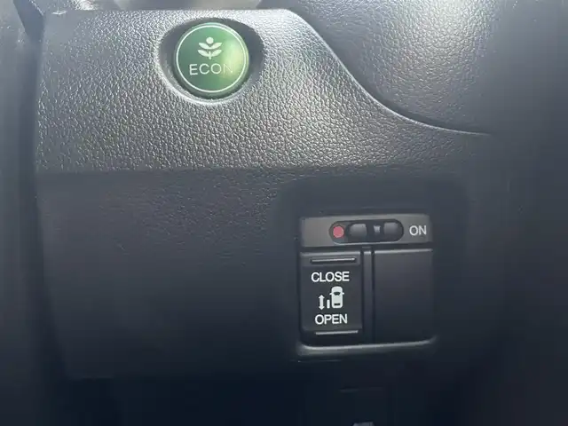 ホンダ Ｎ ＢＯＸ カスタム G Lパッケージ 兵庫県 2015(平27)年 6.1万km プレミアムベルベットパープル・パール (株)IDOMが運営する【じしゃロン西宮店】の自社ローン専用車両になります。こちらは現金またはオートローンご利用時の価格です。自社ローンご希望の方は別途その旨お申付け下さい/＊フルセグテレビ/＊純正ナビ/＊片側パワースライドドア/＊ETC/＊バックカメラ