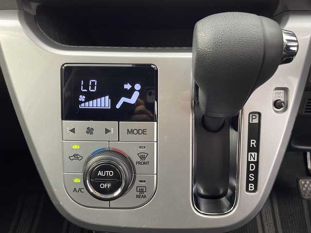 ダイハツ キャスト アクティバ G SAⅡ 愛知県 2017(平29)年 4.2万km スプラッシュブルーM /禁煙車//純正ナビ【NMZK-W67D】//フルセグTV・Bluetooth//バックカメラ//ETC//LEDヘッドライト//オートライト//純正15インチアルミホイール//衝突被害軽減ブレーキ//アイドリングストップ//横滑り防止//イモビライザー//ファブリックシート//ベンチシート//革巻きステアリングホイール//ステアリングスイッチ//電動格納ミラー//純正フロアマット//純正バイザー//スペアキー1本//保証書//取扱説明書