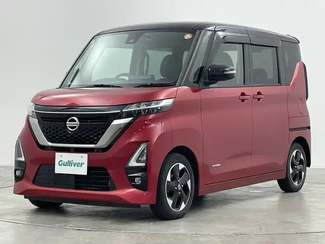 日産 ルークス HWS X アーバンクロム 群馬県 2021(令3)年 2.8万km スパークリングレッド/ブラック 純正９インチナビ/フルセグTV/CD/DVD/Bluetooth/AM/FM/アラウンドビューモニター/AAC/ステアリングリモコン/ハンズフリースライドドア開閉/オートライト/１４インチアルミホイール/純正ドライブレコーダー/純正フロアマット/前後コーナーセンサー/プッシュスタート/スマートキー/禁煙車