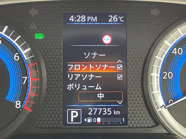 日産 ルークス HWS X アーバンクロム 群馬県 2021(令3)年 2.8万km スパークリングレッド/ブラック 純正９インチナビ/フルセグTV/CD/DVD/Bluetooth/AM/FM/アラウンドビューモニター/AAC/ステアリングリモコン/ハンズフリースライドドア開閉/オートライト/１４インチアルミホイール/純正ドライブレコーダー/純正フロアマット/前後コーナーセンサー/プッシュスタート/スマートキー/禁煙車