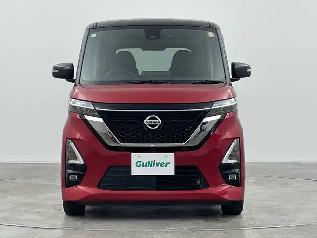 日産 ルークス HWS X アーバンクロム 群馬県 2021(令3)年 2.8万km スパークリングレッド/ブラック 純正９インチナビ/フルセグTV/CD/DVD/Bluetooth/AM/FM/アラウンドビューモニター/AAC/ステアリングリモコン/ハンズフリースライドドア開閉/オートライト/１４インチアルミホイール/純正ドライブレコーダー/純正フロアマット/前後コーナーセンサー/プッシュスタート/スマートキー/禁煙車