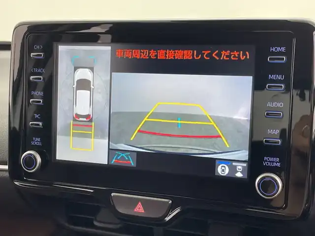 トヨタ ヤリスクロス ハイブリッド Z 群馬県 2023(令5)年 0.7万km ブラックマイカ/プラチナホワイトパールマイカ 純正８型ディスプレイオーディオ　全周囲カメラ　アダプティブクルーズコントロール　オートハイビーム　シートヒーター　ブラインドスポットモニター　ステアリングヒーター　レザーステアリング　禁煙車