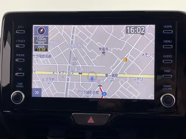 トヨタ ヤリスクロス ハイブリッド Z 群馬県 2023(令5)年 0.7万km ブラックマイカ/プラチナホワイトパールマイカ 純正８型ディスプレイオーディオ　全周囲カメラ　アダプティブクルーズコントロール　オートハイビーム　シートヒーター　ブラインドスポットモニター　ステアリングヒーター　レザーステアリング　禁煙車