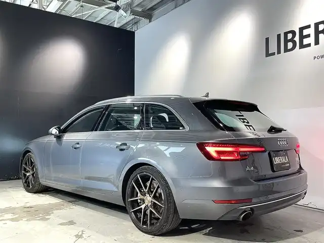 アウディ Ａ４ 2．0 TFSI クワトロ 道央・札幌 2018(平30)年 6万km グレー マトリクスLEDヘッドライトpkg/・マトリクスLEDヘッドライト/・LEDリアコンビネーションライト/・LEDインテリアライティング/・ヘッドライトウォッシャー/ACC/バックカメラ/フロントカメラ/黒革シート/パワーシート（D/N）/シートヒーター（D/N）/社外１９インチAW/メモリナビ/フルセグTV/パワーテールゲート/ドライブレコーダー（フロント）/アドバンストキーシステム/レインセンサー/ハンズフリー（Bluetooth）/ETC