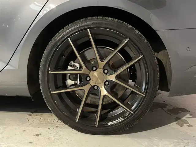 アウディ Ａ４ 2．0 TFSI クワトロ 道央・札幌 2018(平30)年 6万km グレー マトリクスLEDヘッドライトpkg/・マトリクスLEDヘッドライト/・LEDリアコンビネーションライト/・LEDインテリアライティング/・ヘッドライトウォッシャー/ACC/バックカメラ/フロントカメラ/黒革シート/パワーシート（D/N）/シートヒーター（D/N）/社外１９インチAW/メモリナビ/フルセグTV/パワーテールゲート/ドライブレコーダー（フロント）/アドバンストキーシステム/レインセンサー/ハンズフリー（Bluetooth）/ETC