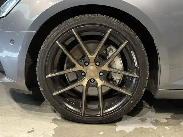 アウディ Ａ４ 2．0 TFSI クワトロ 道央・札幌 2018(平30)年 6万km グレー マトリクスLEDヘッドライトpkg/・マトリクスLEDヘッドライト/・LEDリアコンビネーションライト/・LEDインテリアライティング/・ヘッドライトウォッシャー/ACC/バックカメラ/フロントカメラ/黒革シート/パワーシート（D/N）/シートヒーター（D/N）/社外１９インチAW/メモリナビ/フルセグTV/パワーテールゲート/ドライブレコーダー（フロント）/アドバンストキーシステム/レインセンサー/ハンズフリー（Bluetooth）/ETC