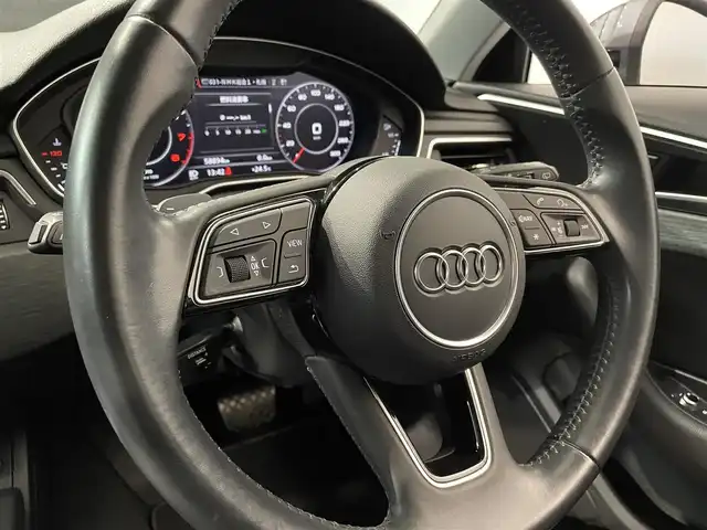 アウディ Ａ４ 2．0 TFSI クワトロ 道央・札幌 2018(平30)年 6万km グレー マトリクスLEDヘッドライトpkg/・マトリクスLEDヘッドライト/・LEDリアコンビネーションライト/・LEDインテリアライティング/・ヘッドライトウォッシャー/ACC/バックカメラ/フロントカメラ/黒革シート/パワーシート（D/N）/シートヒーター（D/N）/社外１９インチAW/メモリナビ/フルセグTV/パワーテールゲート/ドライブレコーダー（フロント）/アドバンストキーシステム/レインセンサー/ハンズフリー（Bluetooth）/ETC