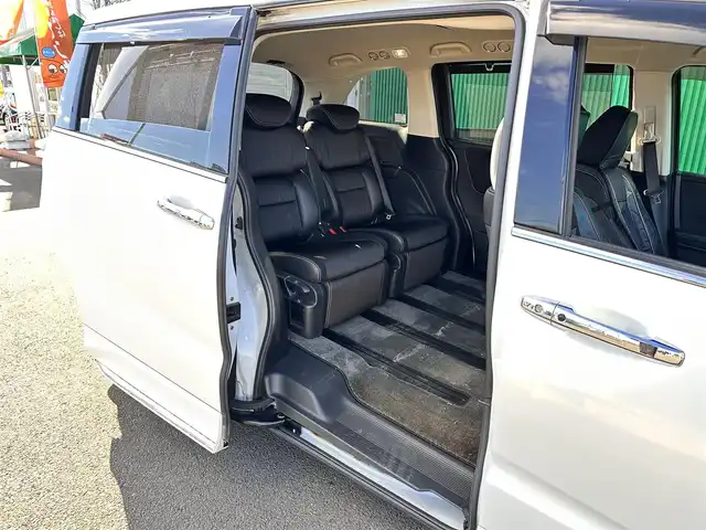 ホンダ オデッセイ ハイブリッド アブソルートセンシングEXパック 宮城県 2016(平28)年 13.1万km ホワイトオーキッドパール Hondaインターナビ＋リンクアップフリー＋ETC車載器（ナビ連動）/マルチビューカメラシステム＋スマートパーキングアシストシステ/＝＝＝/ホンダセンシング/●衝突軽減ブレーキ 〈CMBS〉/●歩行者事故低減ステアリング/●ACC 〈アダプティブ・クルーズ・コントロール〉/●LKAS 〈車線維持支援システム〉/●路外逸脱抑制機能/●誤発進抑制機能/●先行車発進お知らせ機能/●標識認識機能/ブラインドスポットインフォメーション/純正フリップダウンモニター/Hondaインターナビ/【CD/DVD/HDMI/SD/USB/IPOD】/AC100V/1500W/両側パワースライドドア/ハーフレザーシート/運転席パワーシート/WORK18インチアルミホイール/TEIN車高調/TEIN EDFC ACTIVE PRO/LEDヘッドライト/LEDフォグランプ/サンシェード/ステアリングスイッチ/ドアバイザー/純正フロアマット/保証書/取扱説明書/スペアキー/TVキット/純正サスペンション積込