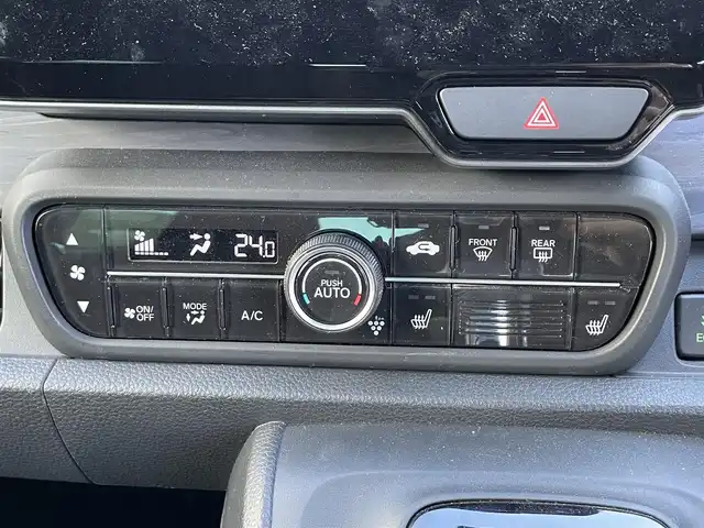 ホンダ Ｎ ＯＮＥ プレミアム ツアラー 滋賀県 2021(令3)年 1.1万km プラチナホワイトパール 純正７インチナビ/・フルセグTV/・Bluetooth/・CD/・DVD/・USB/ホンダセンシング/バックカメラ/電子パーキング/オートブレーキホールド/ハーフレザーシート/シートヒーター/オートライト/オートハイビーム/LEDヘッドライト/ETC