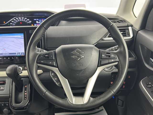 スズキ ソリオ HV MZ 福島県 2023(令5)年 2.2万km スーパーブラックパール ワンオナ/／禁煙車/／純正９型ナビ/／全周囲カメラ/／衝突軽減装置/／両側電動スライドドア/／レーダクルーズ/／ＨＵＤ/／前席シートヒーター/／ＥＴＣ／/フルセグ/／ドライブレコーダー/／オートライト/／オートエアコン