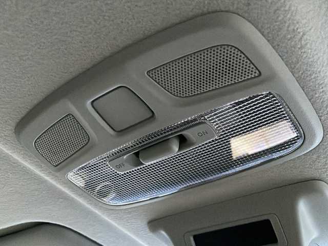 スズキ ジムニー シエラ JC 道東・釧路十勝 2024(令6)年 4.4万km ピュアホワイトP 4WD/社外ナビ/・ワンセグ/BT/CD/ラジオ/バックカメラ/前方ドライブレコーダー/デュアルブレーキサポート/レーンキープアシスト/コーナーセンサー/フロントシートヒーター/アイドリングストップ/クルーズコントロール/ヘッドライトウォッシャー/ヒルディセントコントロール/LEDヘッドライト/プッシュスタート/スマートキー/ETC/フロアマット