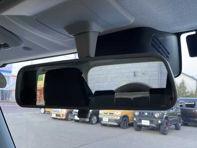 スズキ ジムニー シエラ JC 道東・釧路十勝 2024(令6)年 4.4万km ピュアホワイトP 4WD/社外ナビ/・ワンセグ/BT/CD/ラジオ/バックカメラ/前方ドライブレコーダー/デュアルブレーキサポート/レーンキープアシスト/コーナーセンサー/フロントシートヒーター/アイドリングストップ/クルーズコントロール/ヘッドライトウォッシャー/ヒルディセントコントロール/LEDヘッドライト/プッシュスタート/スマートキー/ETC/フロアマット