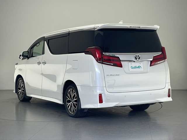 トヨタ アルファード S Cパッケージ 長野県 2018(平30)年 6万km ホワイトパールクリスタルシャイン 4WD/JBLプレミアムサウンド/純正SDナビ&フルセグTV&CD&DVD&USB&BT/純正後席モニター/トヨタセーフティセンス/アダプティブクルーズコントロール/レーントレーシングアシスト/プリクラッシュセーフティ/クリアランスソナー/ブラインドスポットモニター/オートマチックハイビーム/ロードサインアシスト/先行車発進告知/デジタルインナーミラー/両側パワースライドドア/パワーバックドア/レザーシート/前席エアシート/前席シートヒーター/前席パワーシート/ステアリングスイッチ/ステアリングヒーター/2列目サンシェード/ウォークスルー/オットマン/バックカメラ/ビルトインETC2.0/三眼LEDヘッドライト/オートライト/フロントフォグランプ/電動格納ミラー/ウィンカーミラー/電動ホールド/オートホールド/純正18インチAW装着/純正フロアマット/プッシュスタート/スマートキー/スペアキー1本