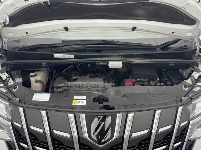 トヨタ アルファード S Cパッケージ 長野県 2018(平30)年 6万km ホワイトパールクリスタルシャイン 4WD/JBLプレミアムサウンド/純正SDナビ&フルセグTV&CD&DVD&USB&BT/純正後席モニター/トヨタセーフティセンス/アダプティブクルーズコントロール/レーントレーシングアシスト/プリクラッシュセーフティ/クリアランスソナー/ブラインドスポットモニター/オートマチックハイビーム/ロードサインアシスト/先行車発進告知/デジタルインナーミラー/両側パワースライドドア/パワーバックドア/レザーシート/前席エアシート/前席シートヒーター/前席パワーシート/ステアリングスイッチ/ステアリングヒーター/2列目サンシェード/ウォークスルー/オットマン/バックカメラ/ビルトインETC2.0/三眼LEDヘッドライト/オートライト/フロントフォグランプ/電動格納ミラー/ウィンカーミラー/電動ホールド/オートホールド/純正18インチAW装着/純正フロアマット/プッシュスタート/スマートキー/スペアキー1本