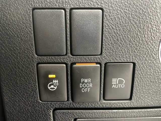 トヨタ アルファード S Cパッケージ 長野県 2018(平30)年 6万km ホワイトパールクリスタルシャイン 4WD/JBLプレミアムサウンド/純正SDナビ&フルセグTV&CD&DVD&USB&BT/純正後席モニター/トヨタセーフティセンス/アダプティブクルーズコントロール/レーントレーシングアシスト/プリクラッシュセーフティ/クリアランスソナー/ブラインドスポットモニター/オートマチックハイビーム/ロードサインアシスト/先行車発進告知/デジタルインナーミラー/両側パワースライドドア/パワーバックドア/レザーシート/前席エアシート/前席シートヒーター/前席パワーシート/ステアリングスイッチ/ステアリングヒーター/2列目サンシェード/ウォークスルー/オットマン/バックカメラ/ビルトインETC2.0/三眼LEDヘッドライト/オートライト/フロントフォグランプ/電動格納ミラー/ウィンカーミラー/電動ホールド/オートホールド/純正18インチAW装着/純正フロアマット/プッシュスタート/スマートキー/スペアキー1本