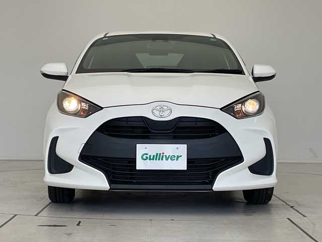 トヨタ ヤリス X 愛知県 2020(令2)年 1.7万km スーパーホワイトⅡ 純正ディスプレイオーディオナビ/フルセグ/Bluetooth/バックカメラ/コーナーセンサー/オートマチックハイビーム/ドライブレコーダー/ETC/衝突軽減システム/ステアリングスイッチ