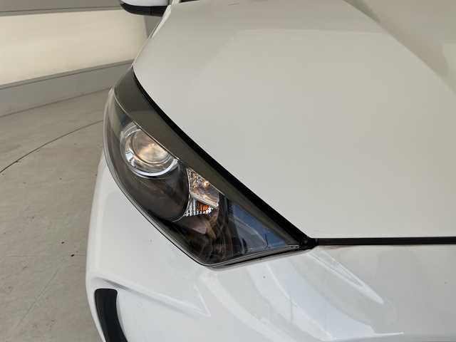 トヨタ ヤリス X 愛知県 2020(令2)年 1.7万km スーパーホワイトⅡ 純正ディスプレイオーディオナビ/フルセグ/Bluetooth/バックカメラ/コーナーセンサー/オートマチックハイビーム/ドライブレコーダー/ETC/衝突軽減システム/ステアリングスイッチ