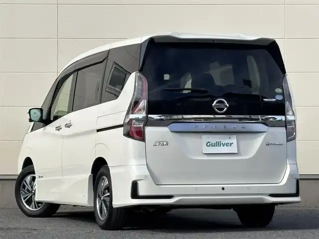 日産 セレナ e－パワー ハイウェイスター V 茨城県 2021(令3)年 5.2万km ブリリアントホワイトパール 純正ナビ/　(AM/FM/CD/DVD/Bluetooth/フルセグ)/全方位カメラ/前方ドライブレコーダー/クルーズコントロール/両側パワースライドドア/ETC/LEDヘッドライト/W(後席)エアコン/３列シート/前後コーナーセンサー/オートライト/パワーステアリング/W+サイド&カーテンエアバック/純正アルミホイール